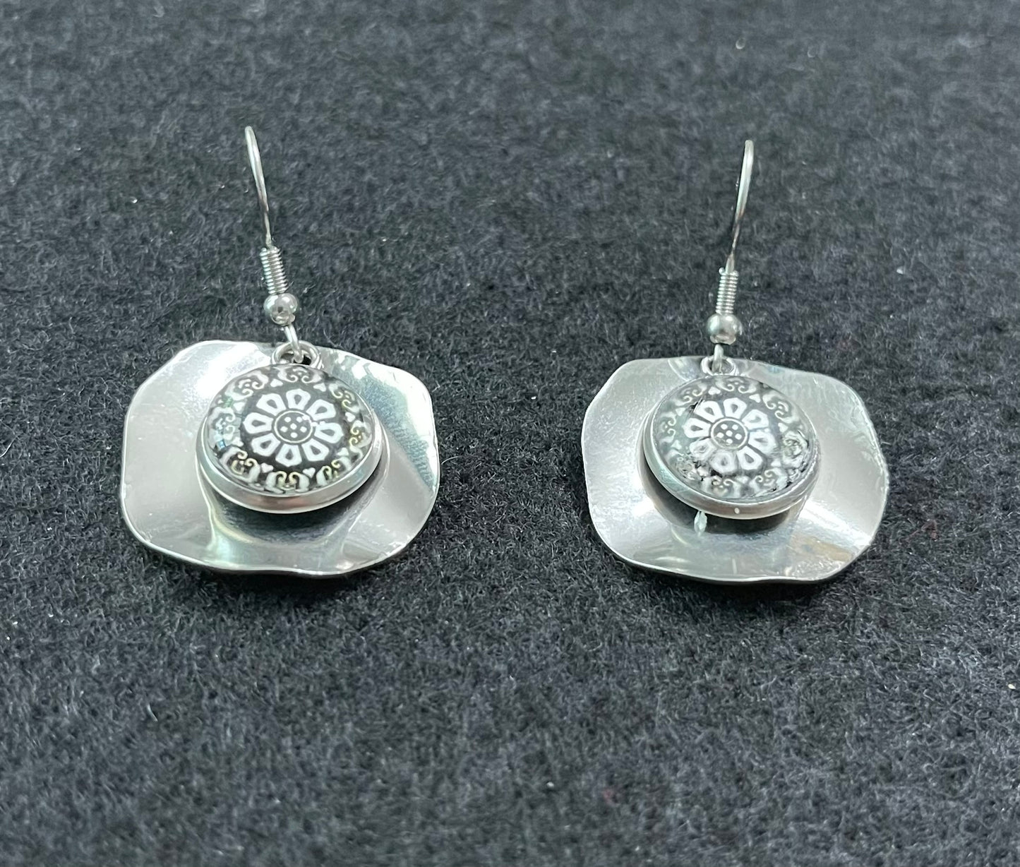 Vintage Victorian Wallpaper Inspired Black and White Floral Earrings