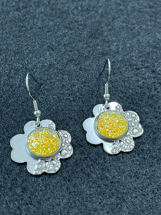 80s Inspired Retro Earrings Lucky Clovers