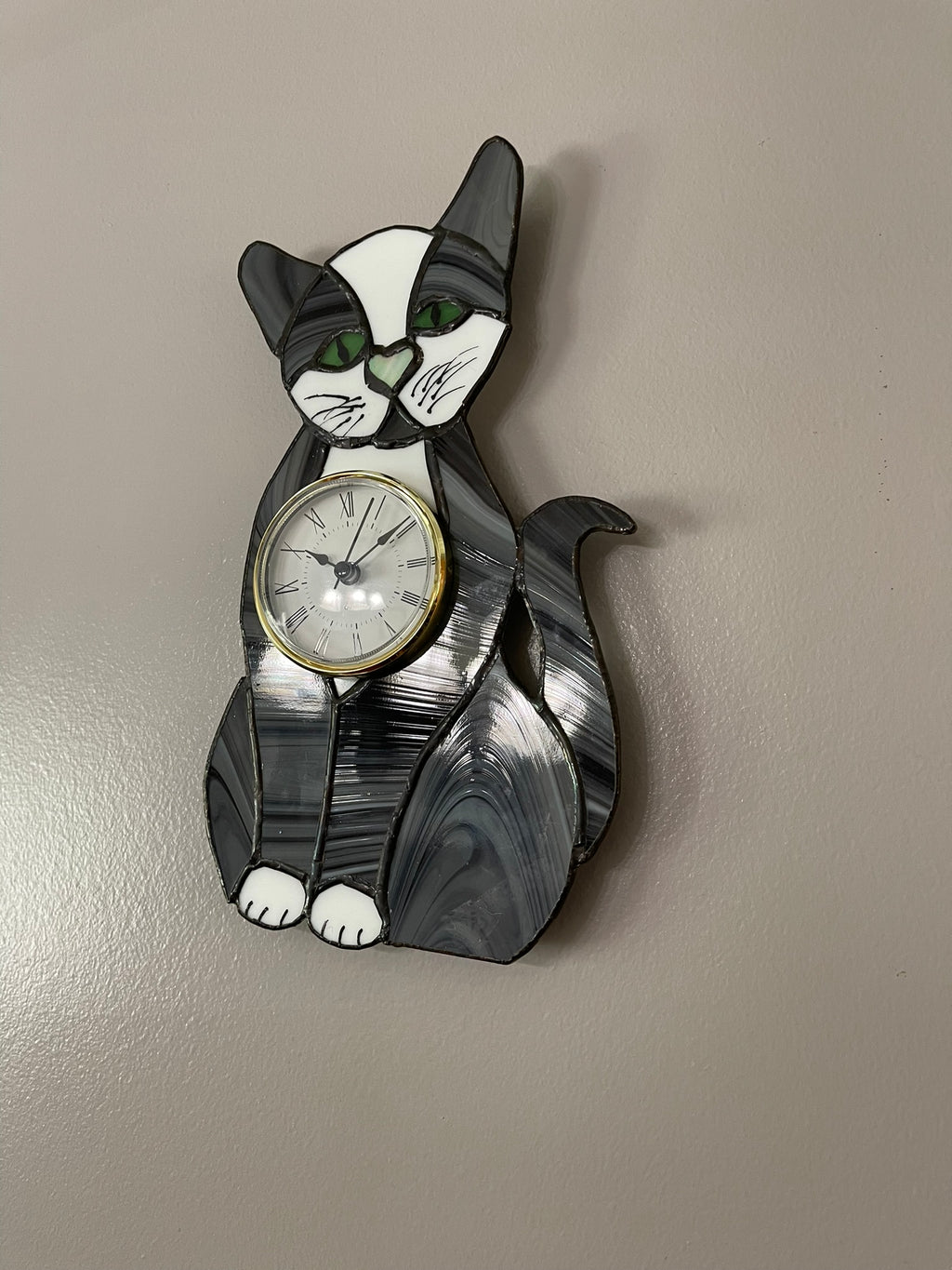 Gray Tabby Cat Clock
